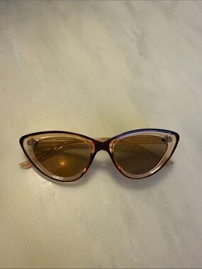 Women's Brown Cat-Eye Sunglasses - Chic Retro Style